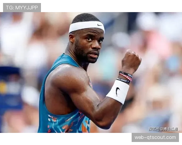 瑞士弗里堡世界杯：瑞士本土选手Simon Marquart爆冷夺得男子竞速冠军。